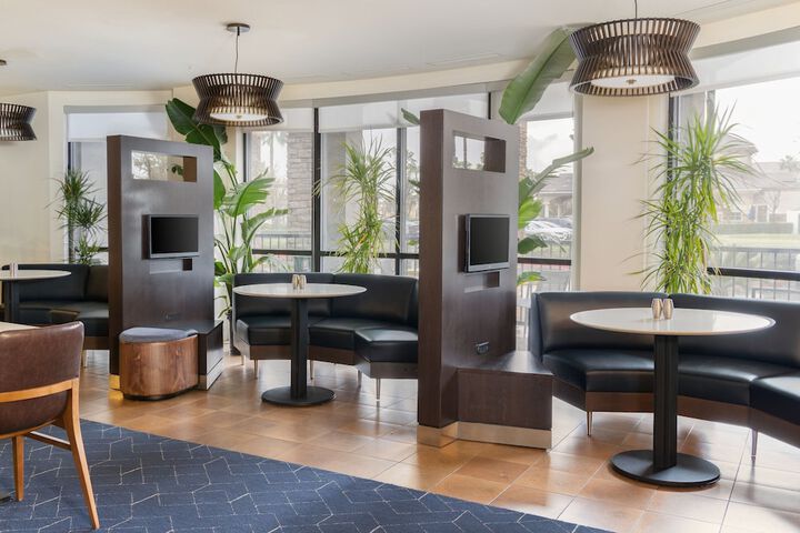 Courtyard by Marriott Ontario Rancho Cucamonga