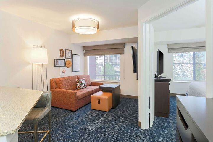 Room 26 of 53