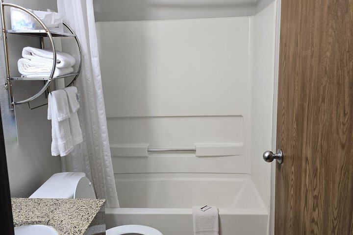 Antelope Inn and Suites