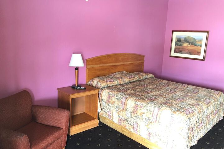 Room 12 of 23