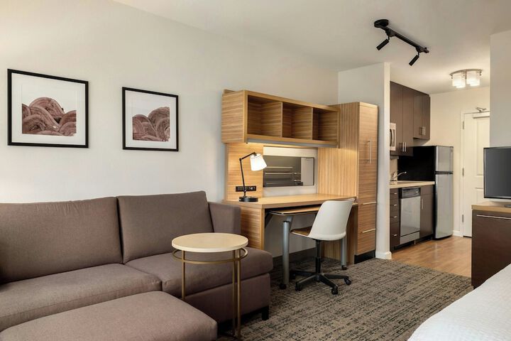 TownePlace Suites by Marriott Alexandria