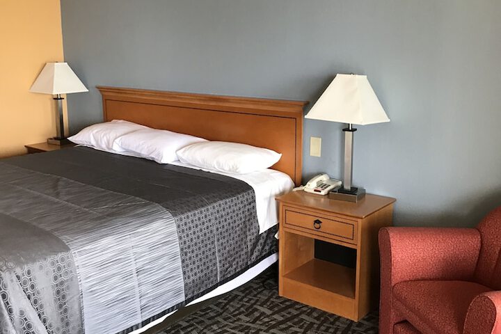 Carolina Inn & Suites of Lake Norman