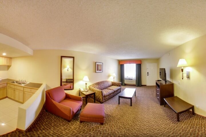 Room 7 of 40
