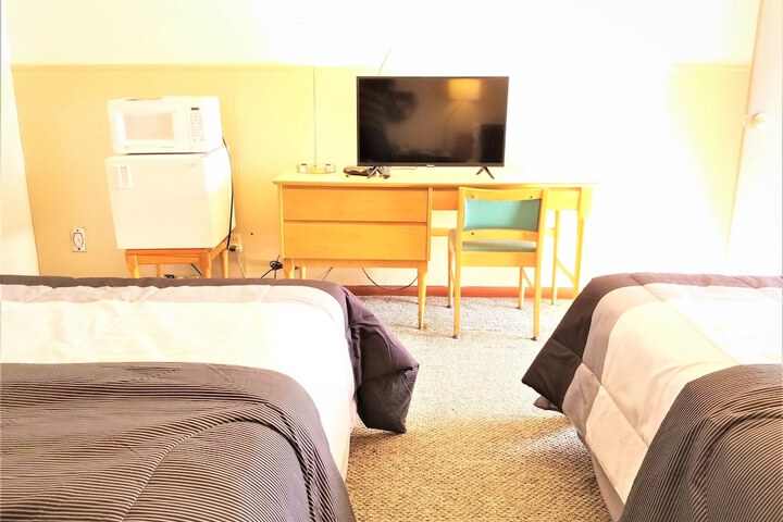 Room 11 of 81