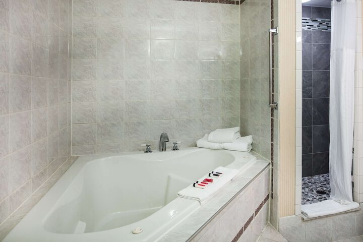 Ramada by Wyndham Ligonier
