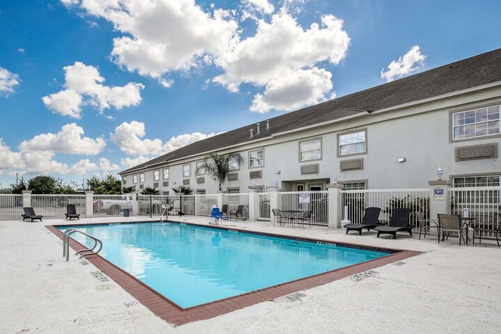 Pool 2 of 31