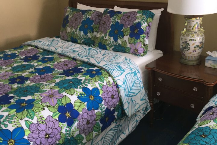 Room 25 of 81
