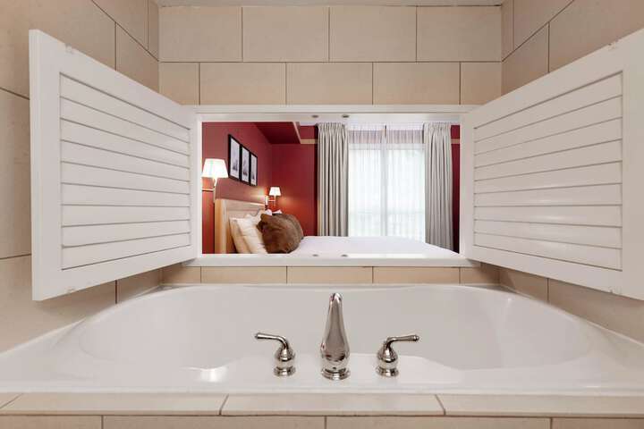 Room 110 of 330