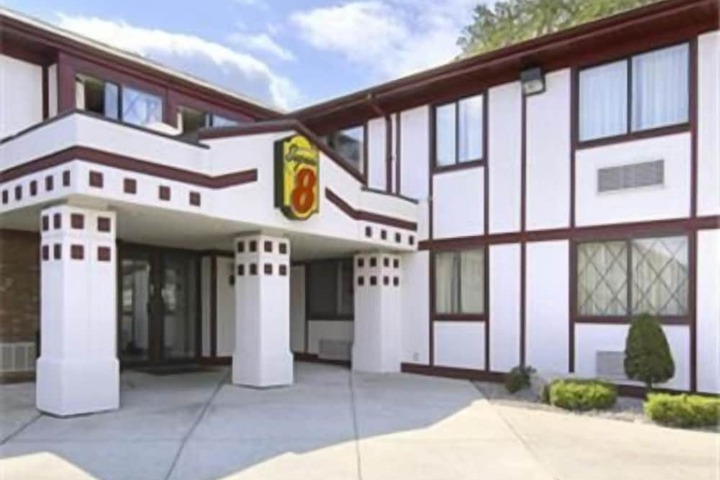 Hotel 3 of 38