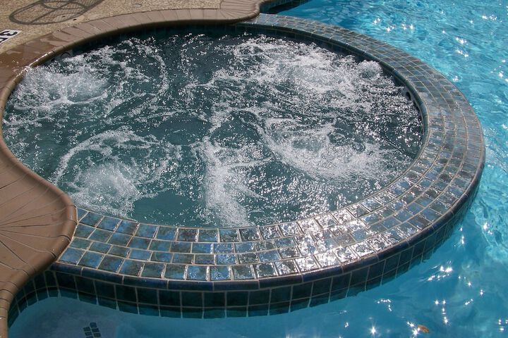 Pool 6 of 53