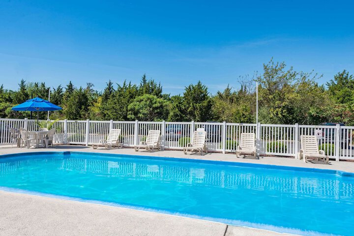 Ramada by Wyndham West Atlantic City