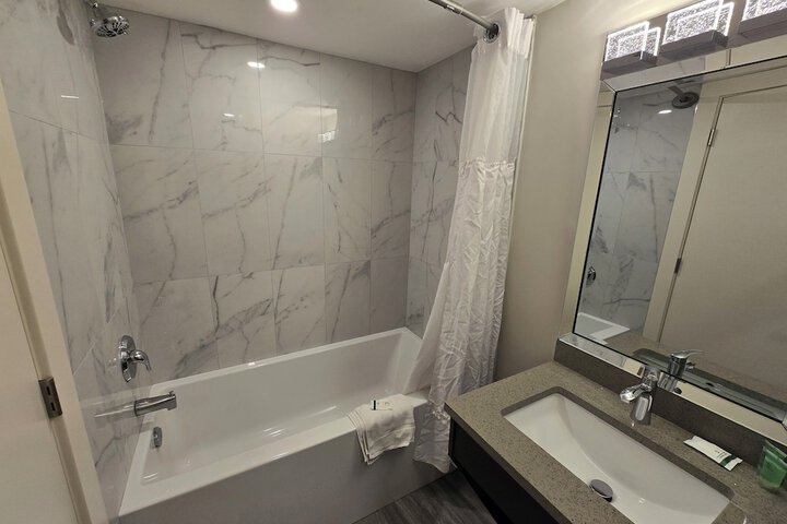 Sahara Courtyard Inn Penticton