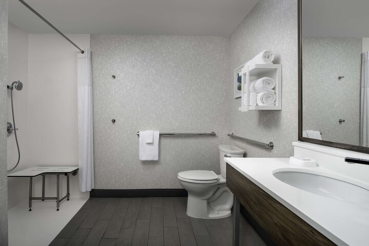 Hampton Inn Pittsburgh / Monroeville
