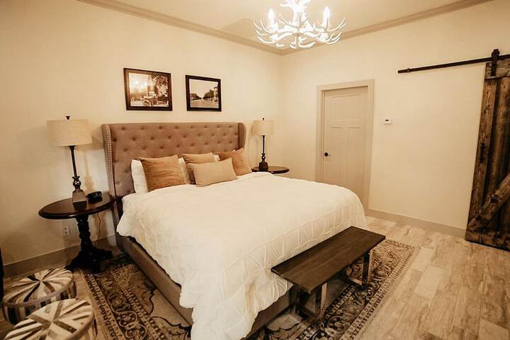 Room 207 of 361