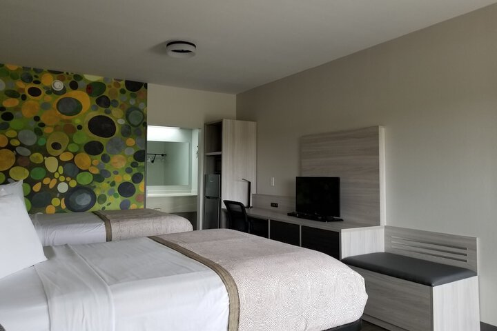 Room 52 of 57
