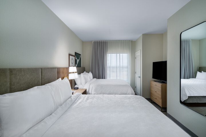 Room 47 of 64