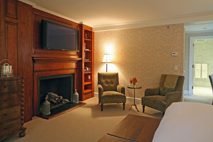 Room 22 of 42