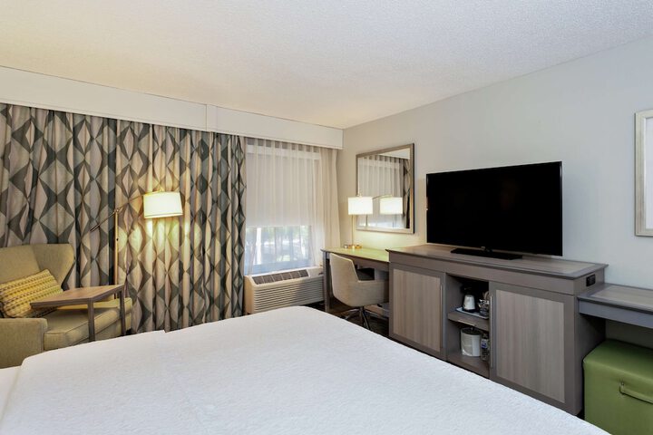 Room 17 of 31