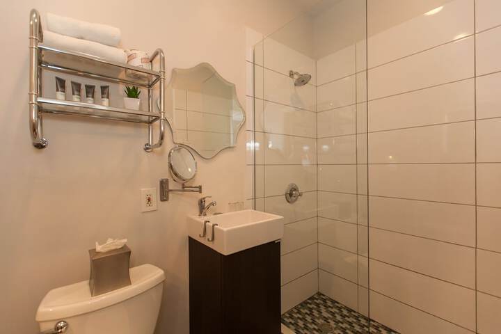 Room 20 of 43