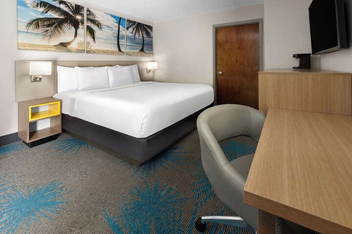 Room 21 of 46