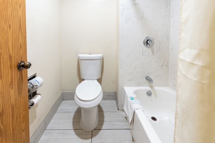 Budget Inn Corcoran Near Tulare CA 43