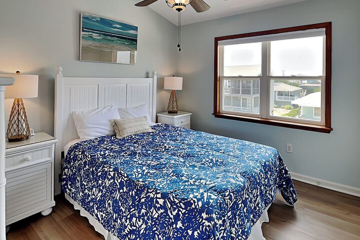 Paradise Palms by Topsail Realty