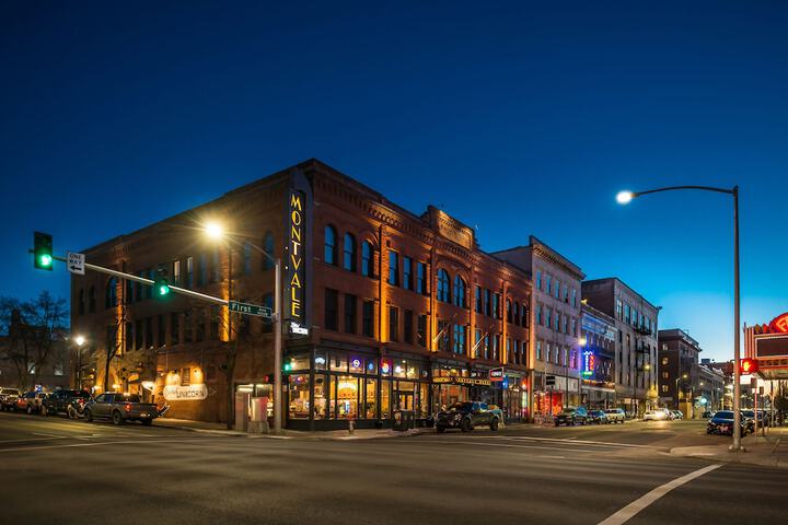 Montvale Hotel