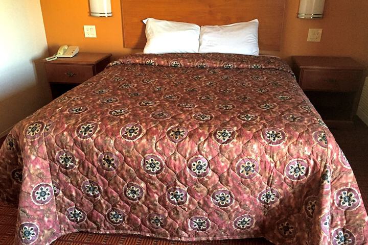 Room 26 of 53