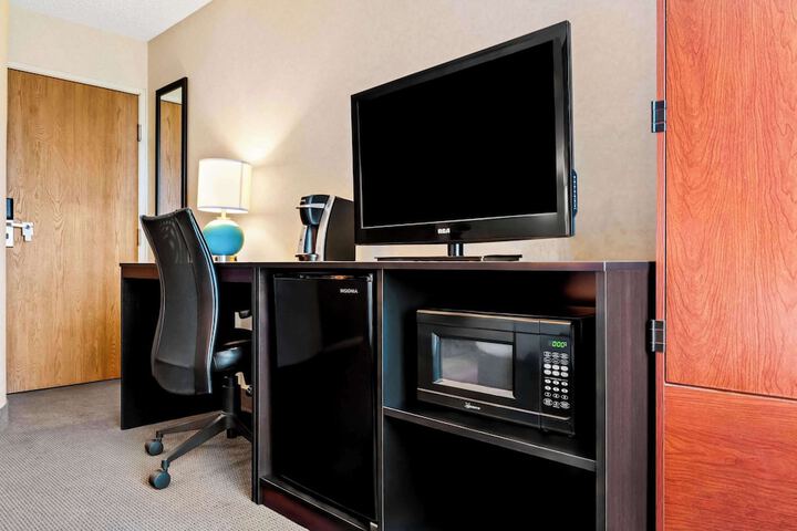 Room 30 of 59