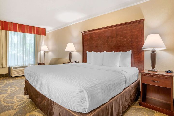 Clarion Inn and Conference Center