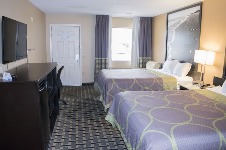 Room 9 of 44