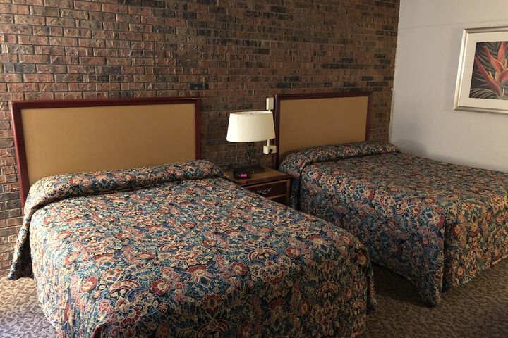 Room 27 of 53