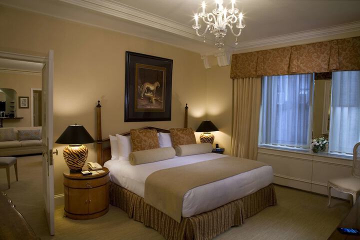 Room 26 of 82