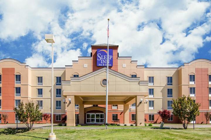 Sleep Inn & Suites Springdale West