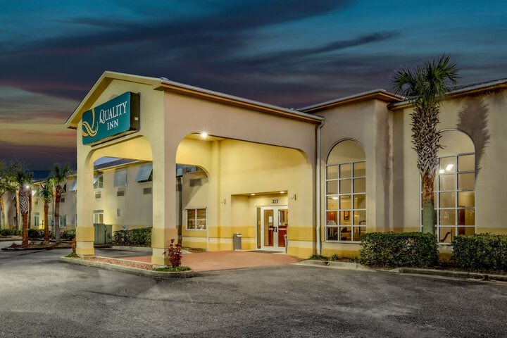Hotel 2 of 33