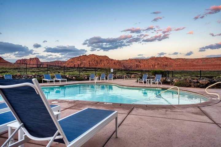 Snow Canyon Retreat #13 by RedAwning