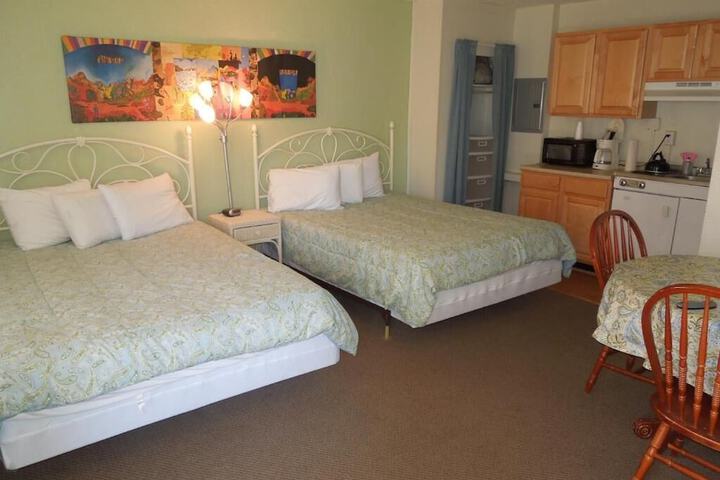 Room 14 of 43
