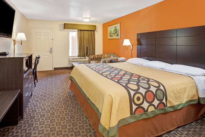 Room 19 of 43