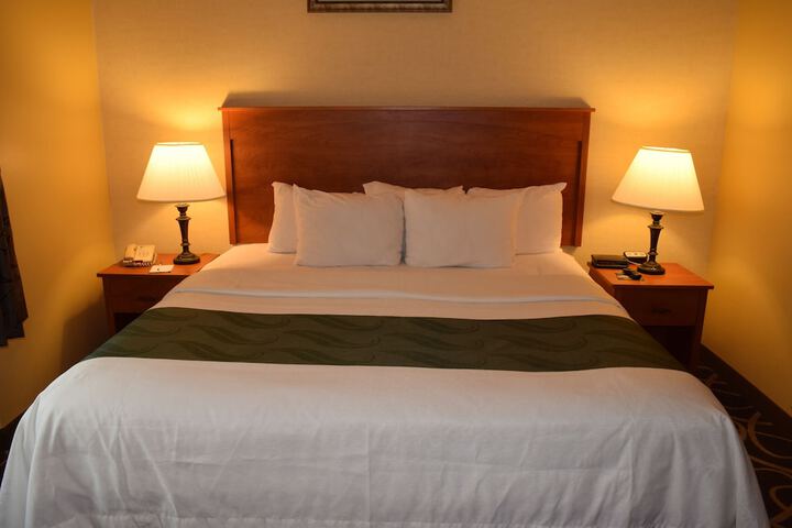 Room 44 of 58