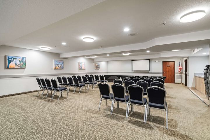 Best Western Lake Oswego / Portland Hotel & Suites