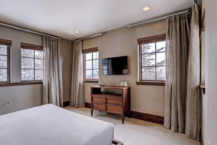 The Lodge at Vail a RockResort by Vail Resorts