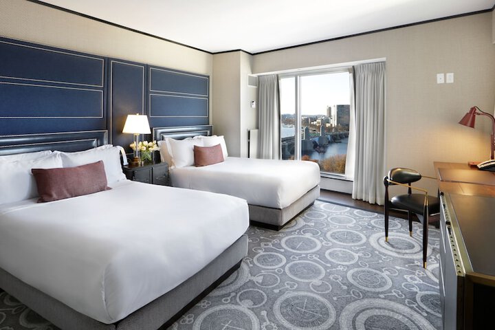 Room 30 of 131