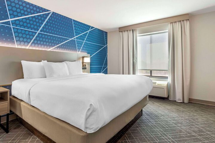 Room 21 of 29