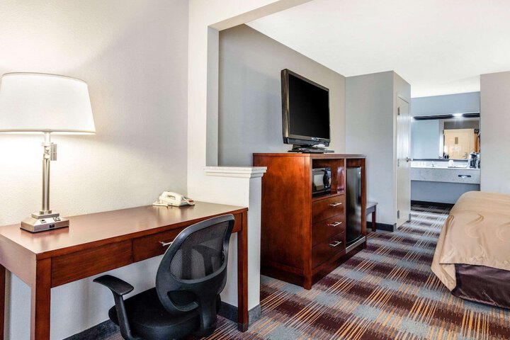 Room 12 of 29