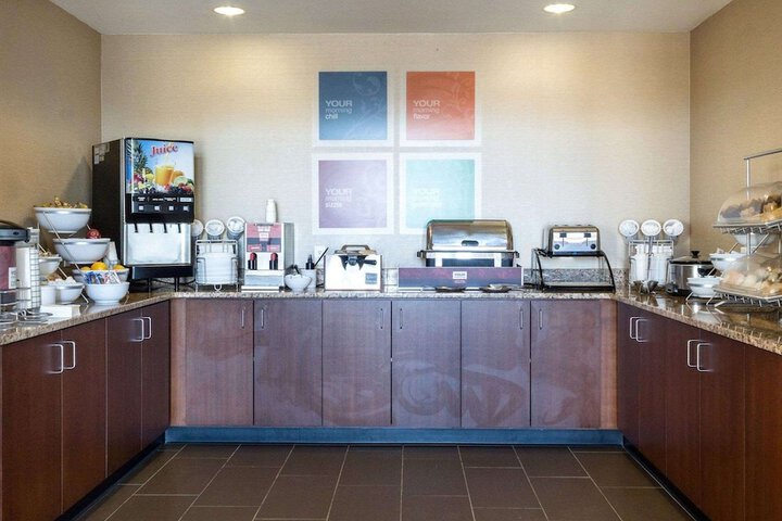Comfort Inn & Suites Watford City
