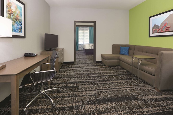Room 22 of 41
