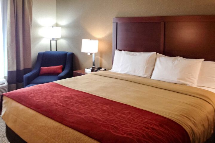 Room 8 of 22