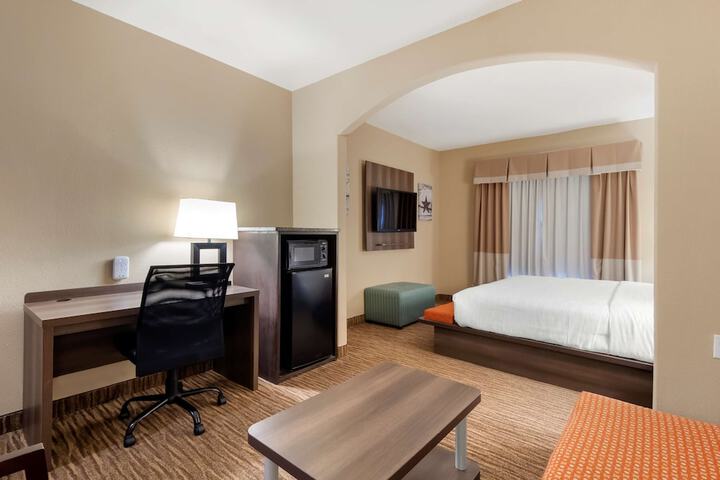 Room 20 of 36