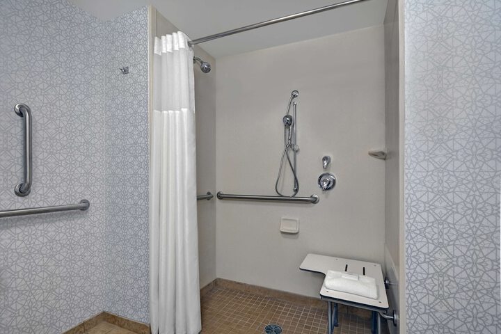 Room 29 of 42