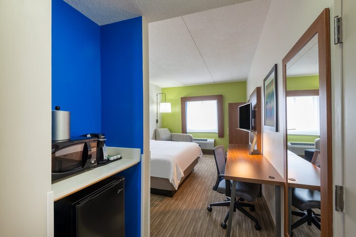 Room 20 of 39